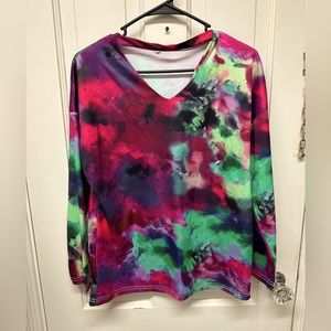 Tie Dye V-neck Long Sleeve Shirt Sz L NEW!